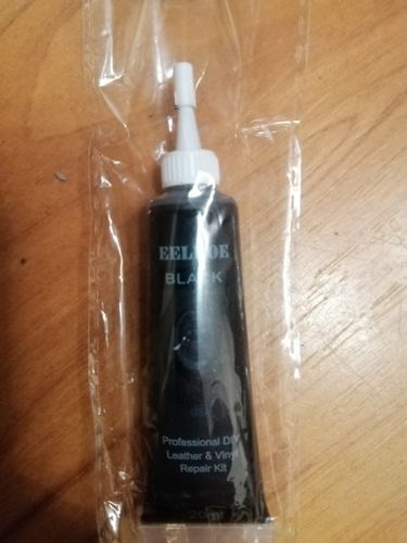 Leatherfix Advanced Leather Repair Gel Kit photo review