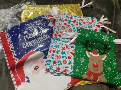Drawstring Christmas Gift Bags (15 Sets) photo review