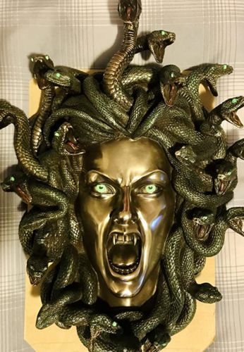 Medusa Wall Statue Greek Mythology Monster Statue Gothic Myth Legend Snakes Statues Wall Home Decor photo review