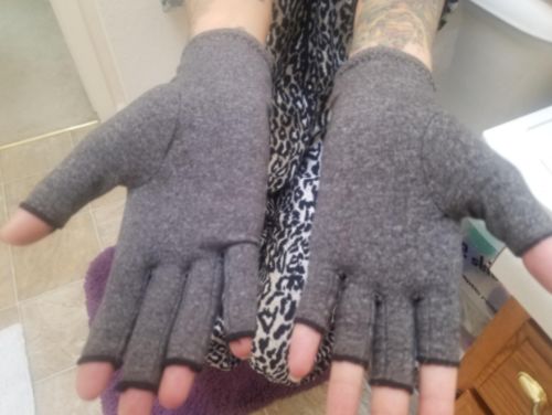 Nhs Compression Arthritis Relief Gloves photo review