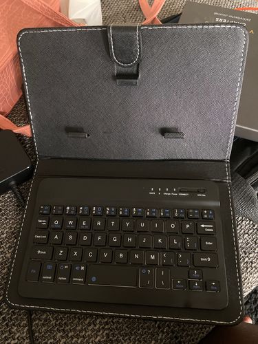 Wireless Bluetooth Keyboard With Leather photo review