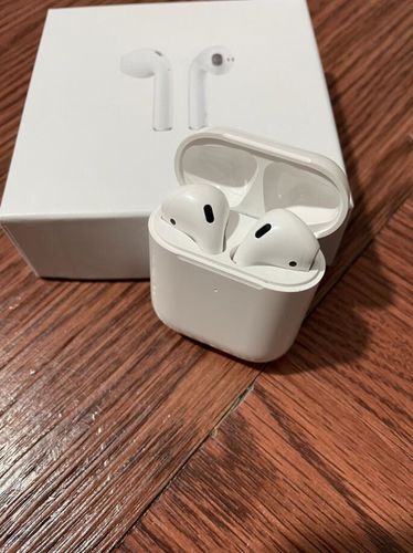 Wireless Charging Case For 1St And 2Nd Gen Airpods photo review